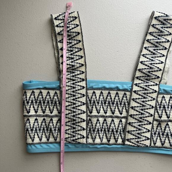 Zig Zag Embroidered Bandeau Crop Top Womens Small Turquoise White Wide Strap - Picture 9 of 10